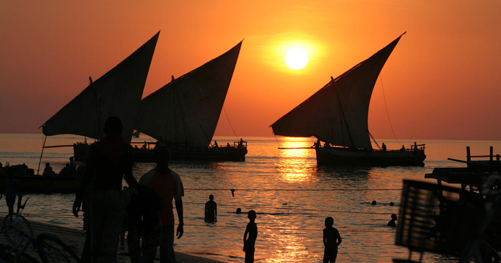 DHOW & SUNSET CRUISE