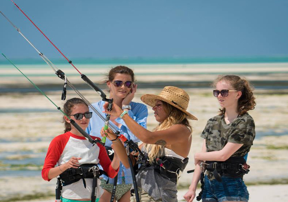 KITESURFING IN ZANZIBAR