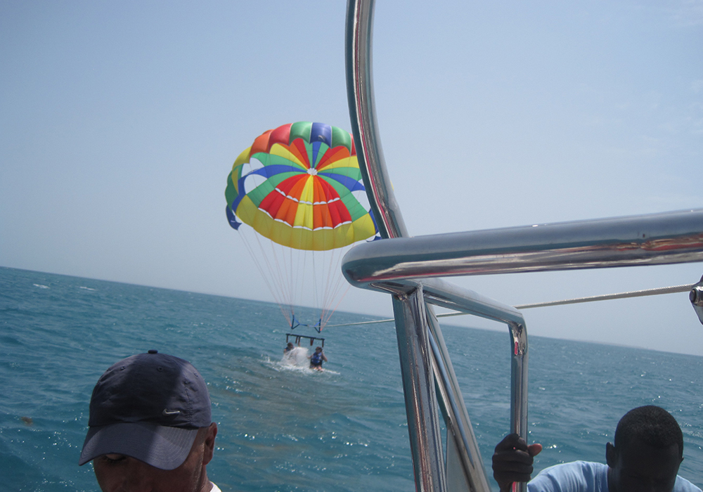 PARASAILING IN ZANZIBAR